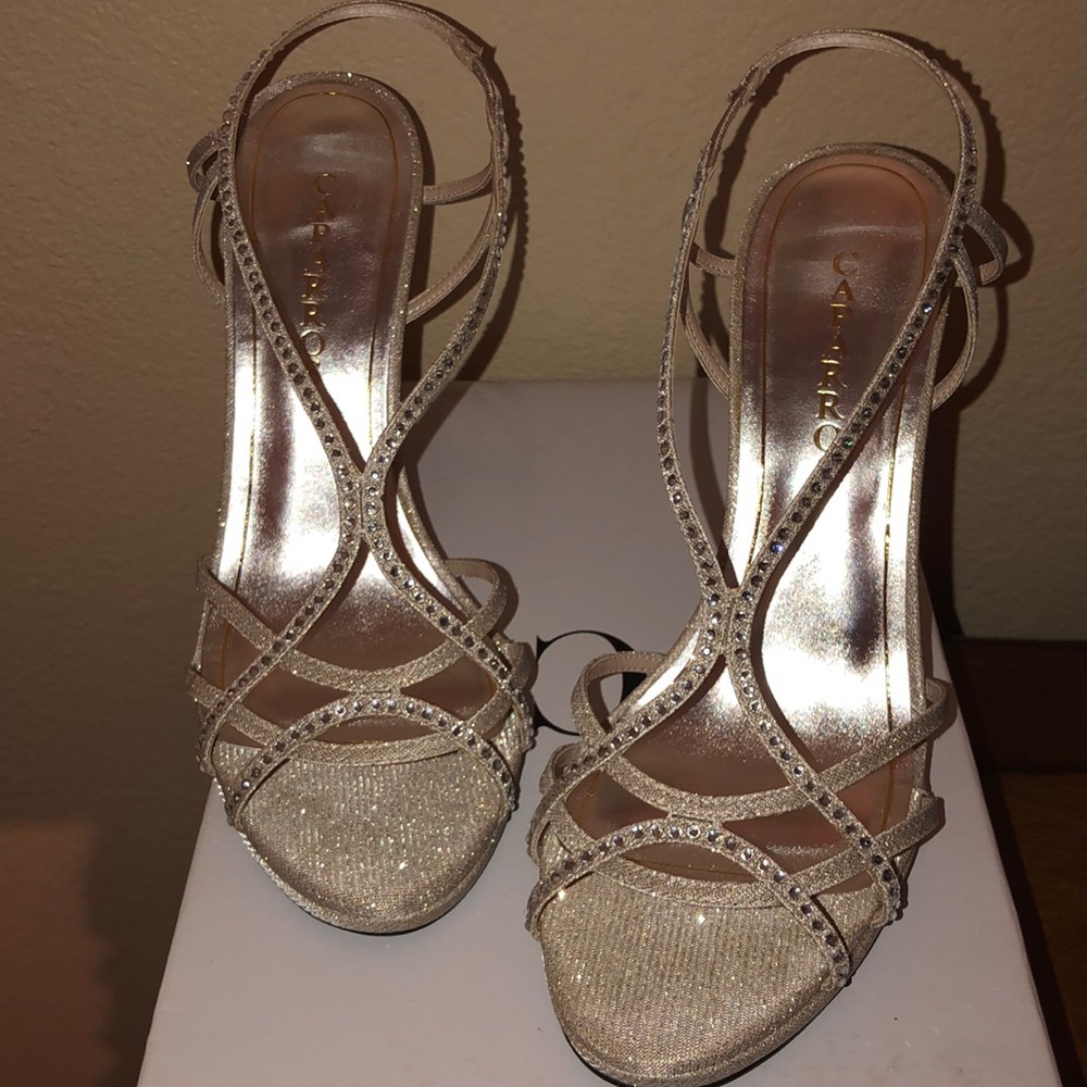 Dress shoes